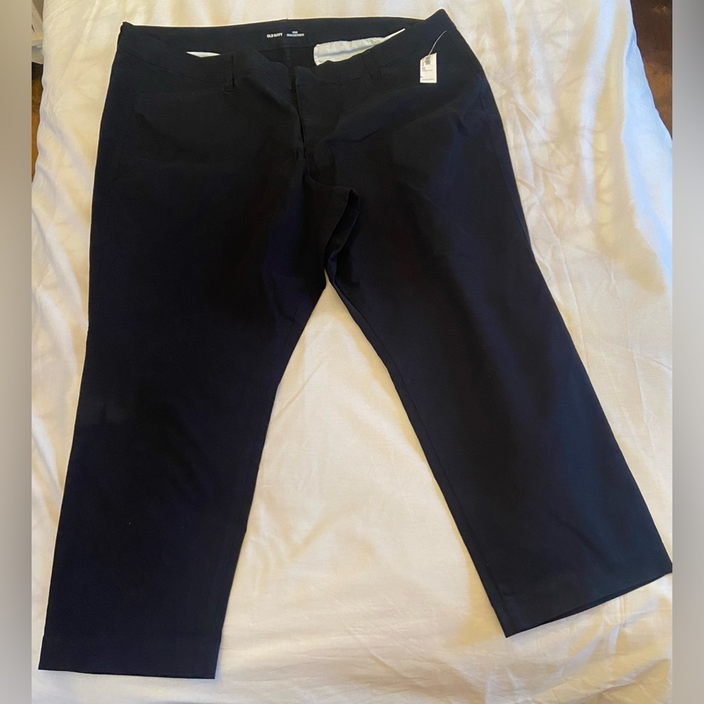 NWT Old Navy women’s plus black cotton chinos